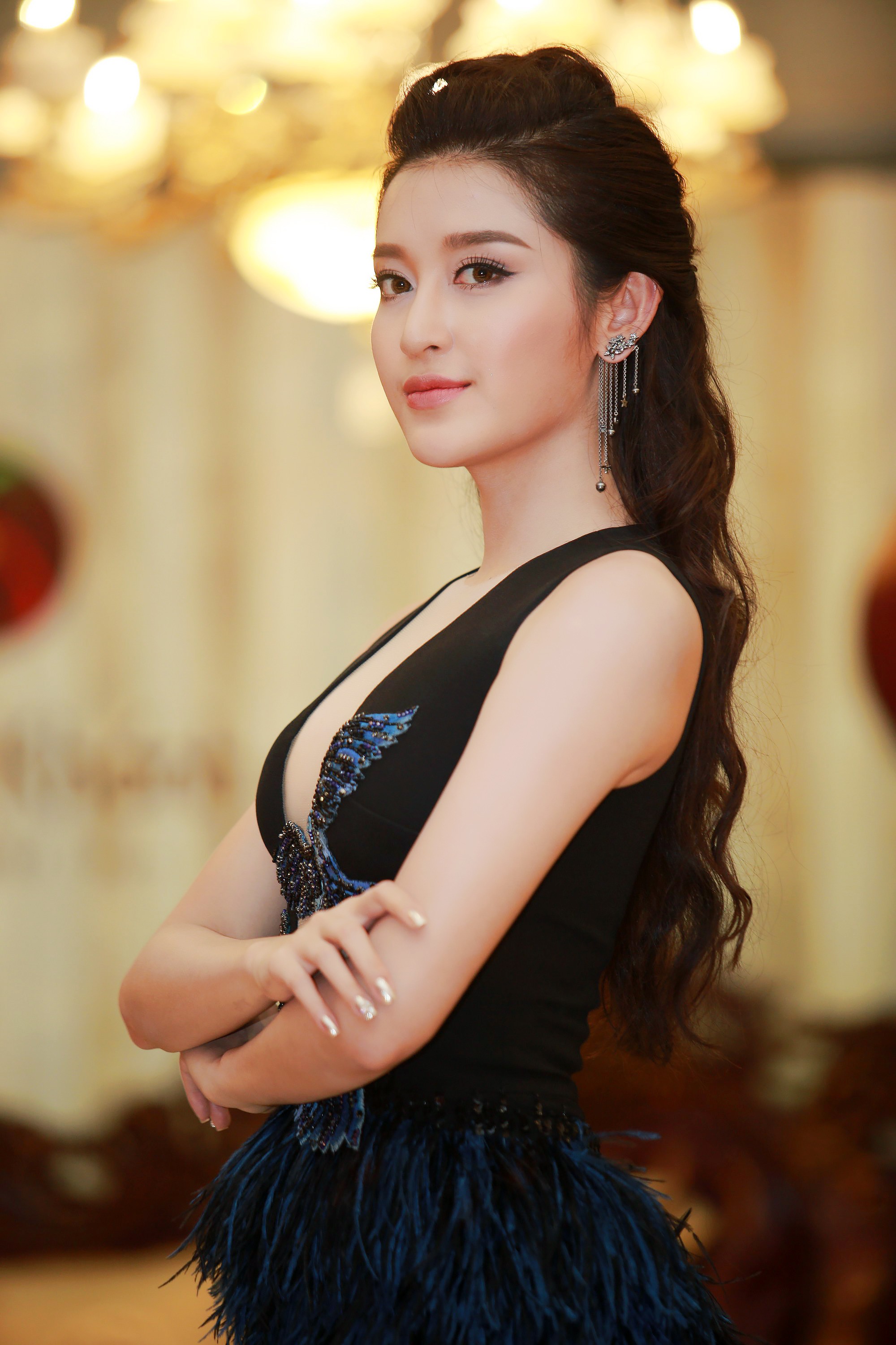 Huyền My rạng rỡ như chưa từng có những "đen đủi" tại Miss Grand 2017 - Hình 9
