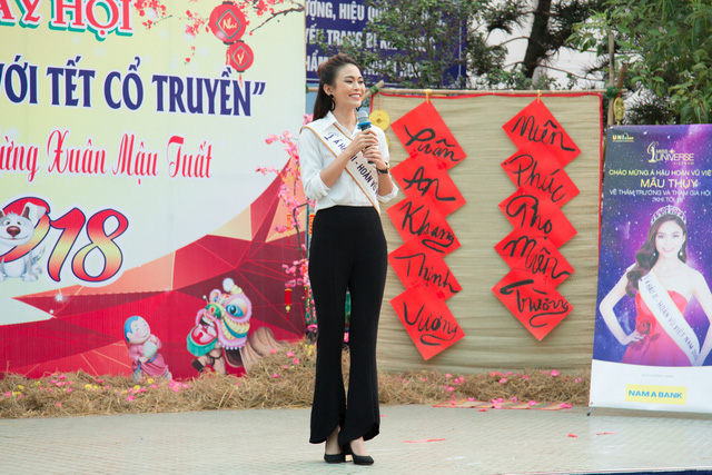 Á hậu Mâu Thủy bất ngờ về thăm trường cũ trong những ngày cuối năm - Hình 1