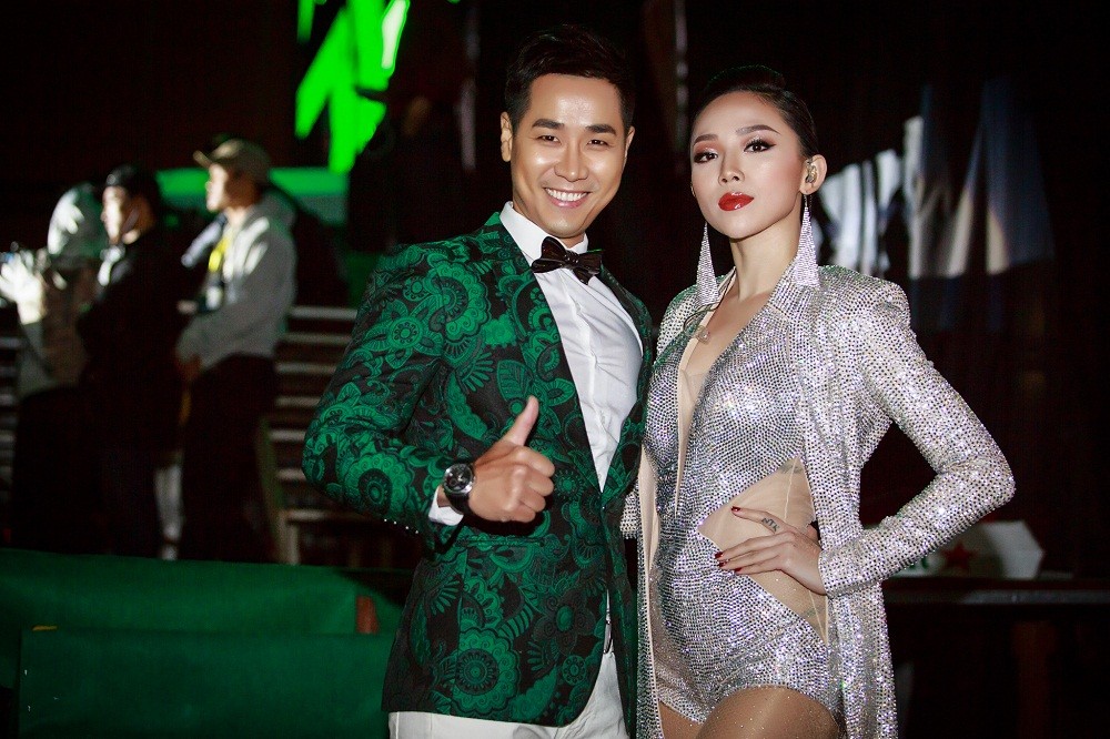 Thu Minh, Tóc Tiên tưng bừng trong lễ hội countdown chào năm mới - Hình 4