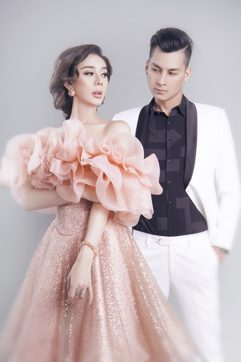 Lâm Khánh Chi tiết lộ cuộc sống hôn nhân với chồng trẻ sau "đám cưới thế kỷ" - Hình 5