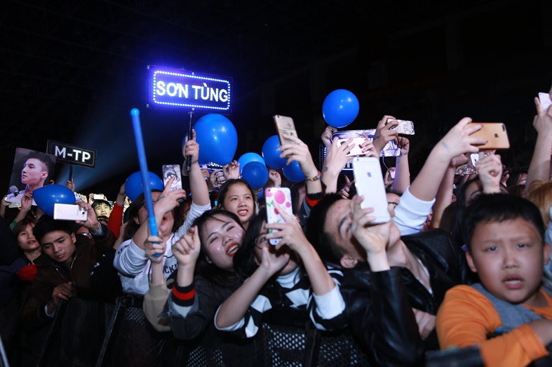 Sơn Tùng MTP “khuấy đảo” Lễ hội âm nhạc Bridge Fest 2018 - Hình 5