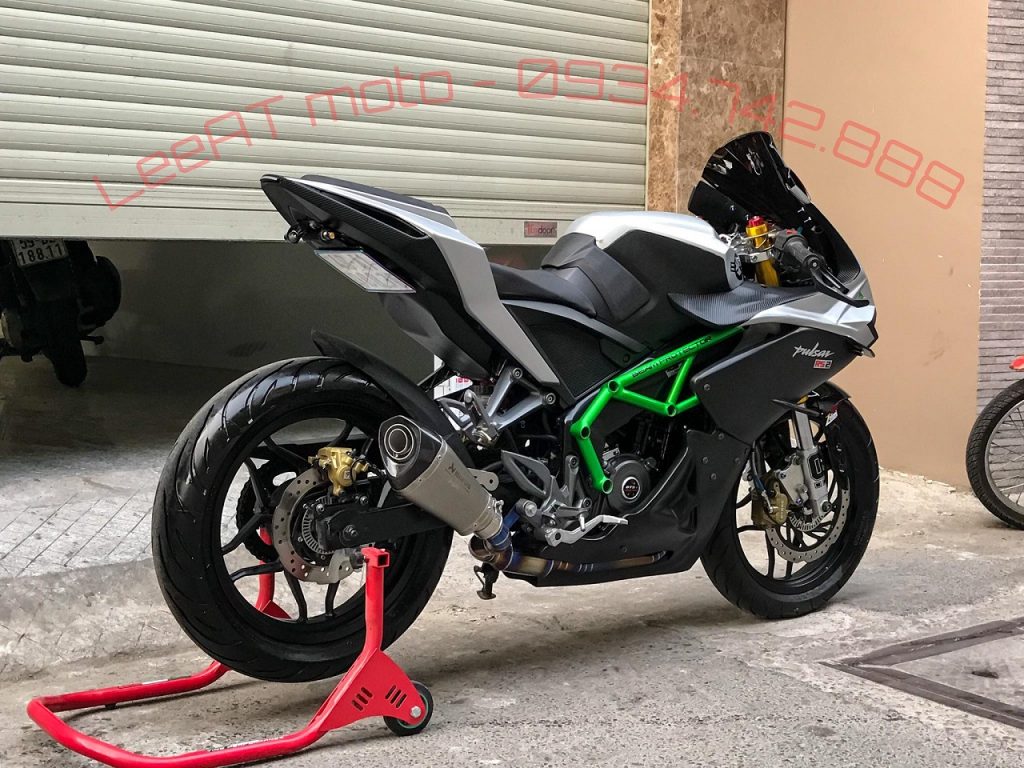 Thú chơi xe - Ngẩn ngơ trước Bajaj Pulsar RS200 độ siêu mô tô Ninja H2R của thợ Việt