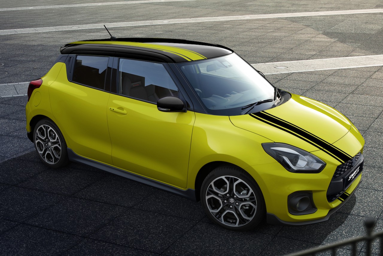 Thị trường xe - Xế 'đỏm' Suzuki Swift Sport tung bản đặc biệt BeeRacing  (Hình 3).