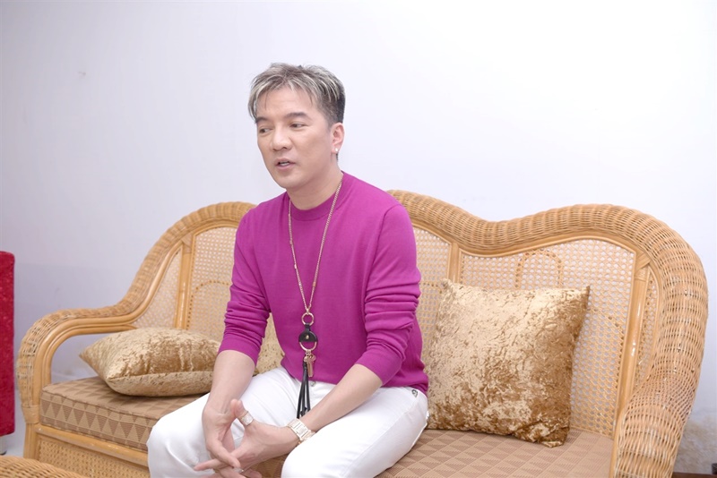 Mr Đàm tiết lộ cuộc gặp bất ngờ với tác giả của Thương hoài ngàn năm - Hình 5