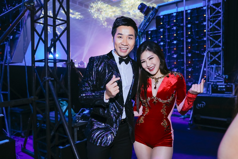 Nguyên Khang kín bưng bên Tóc Tiên, Phương Mai hở táo bạo - Hình 3