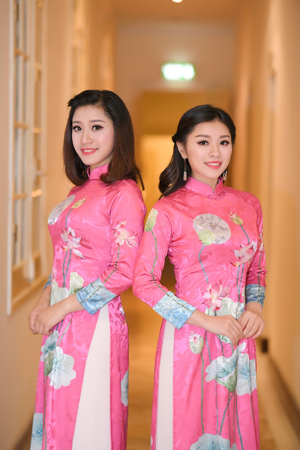 Sao Mai Bích Hồng - Thu Hằng như đóa hoa xuân rực rỡ - Hình 3