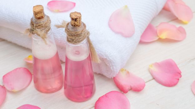 9 loại nước rửa mặt từ thiên nhiên giúp trẻ hóa làn da - Hình 2