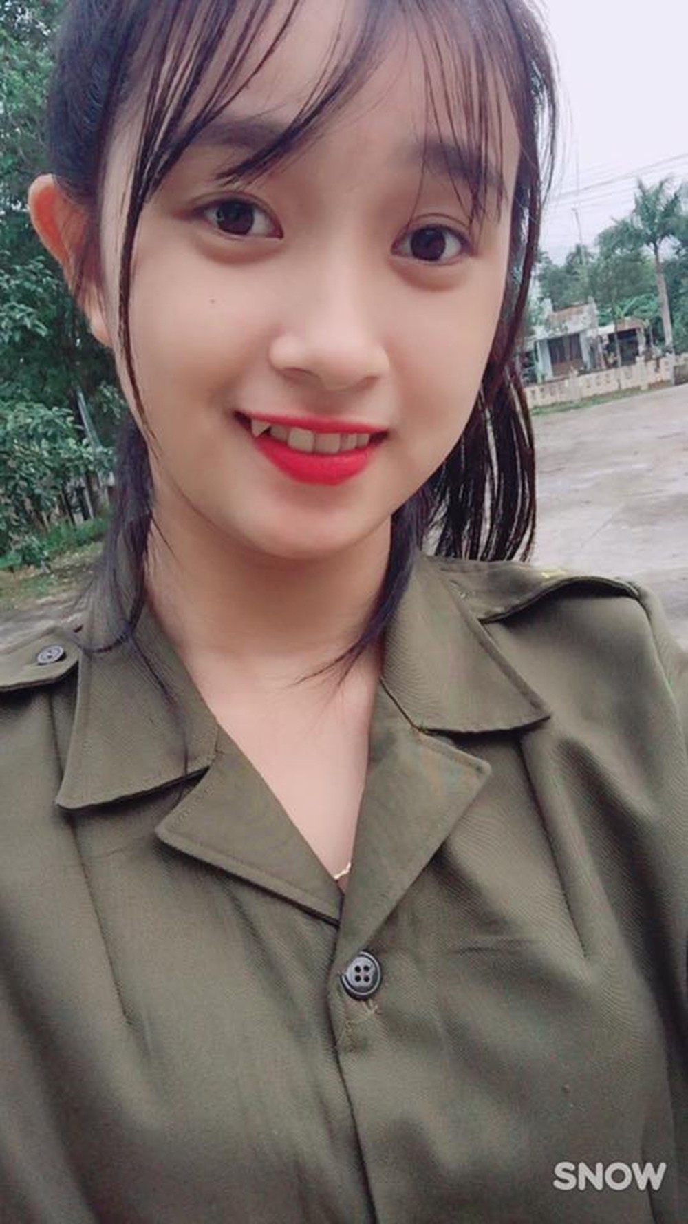 Hotgirl công an đau lòng vì lời cay nghiệt của cư dân mạng - Hình 5