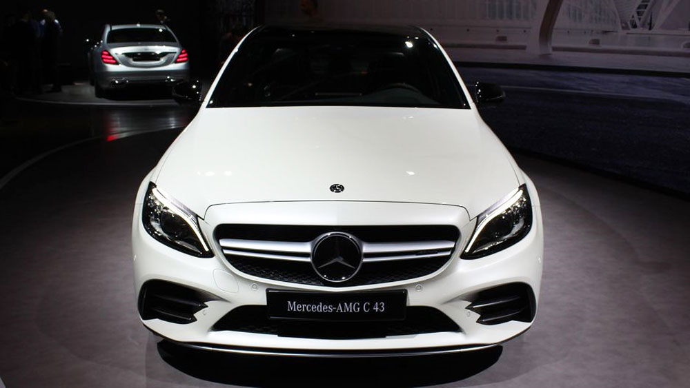 Thị trường xe - Mercedes AMG C43 2019: Nhanh, mạnh và 'chất' hơn