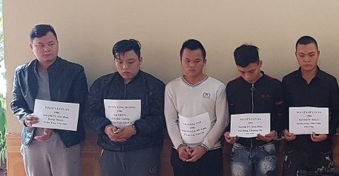 Nóng 12H: Điều tra nghi án 2 vợ chồng chết bất thường tại nhà - Hình 3