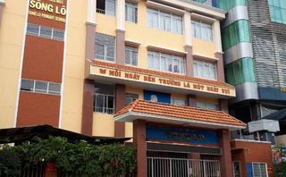 Sở GD&ĐT TP.HCM chỉ đạo xử lý cô giáo dọa cho học sinh ngậm dép 1 Sở GD&ĐT TP.HCM chỉ đạo xử lý cô giáo dọa cho học sinh ngậm dép 1