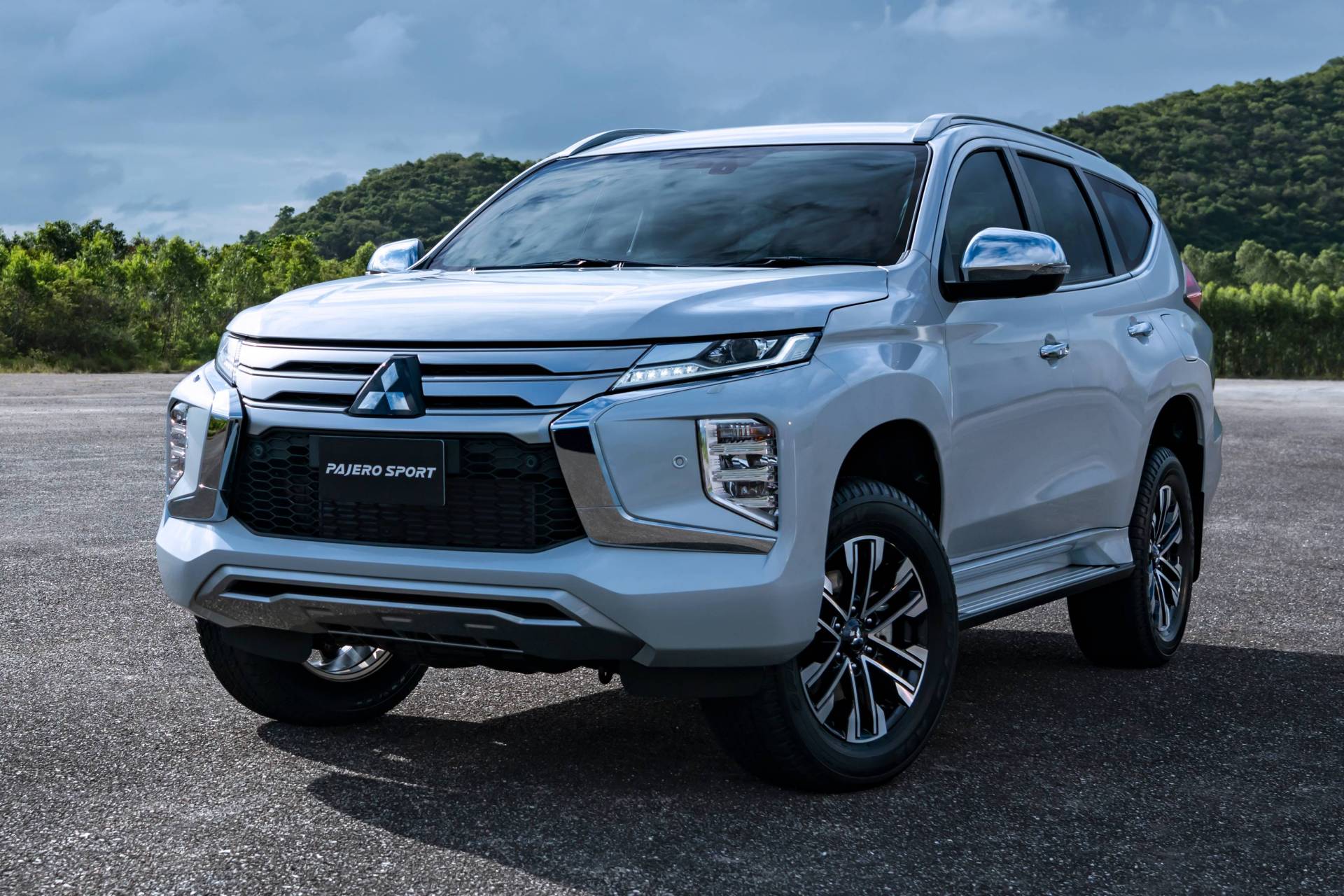 Thị trường xe - Mitsubishi Pajero Sport 2020 ra mắt tại Thái Lan với nhiều thay đổi mới, giá ấn tượng