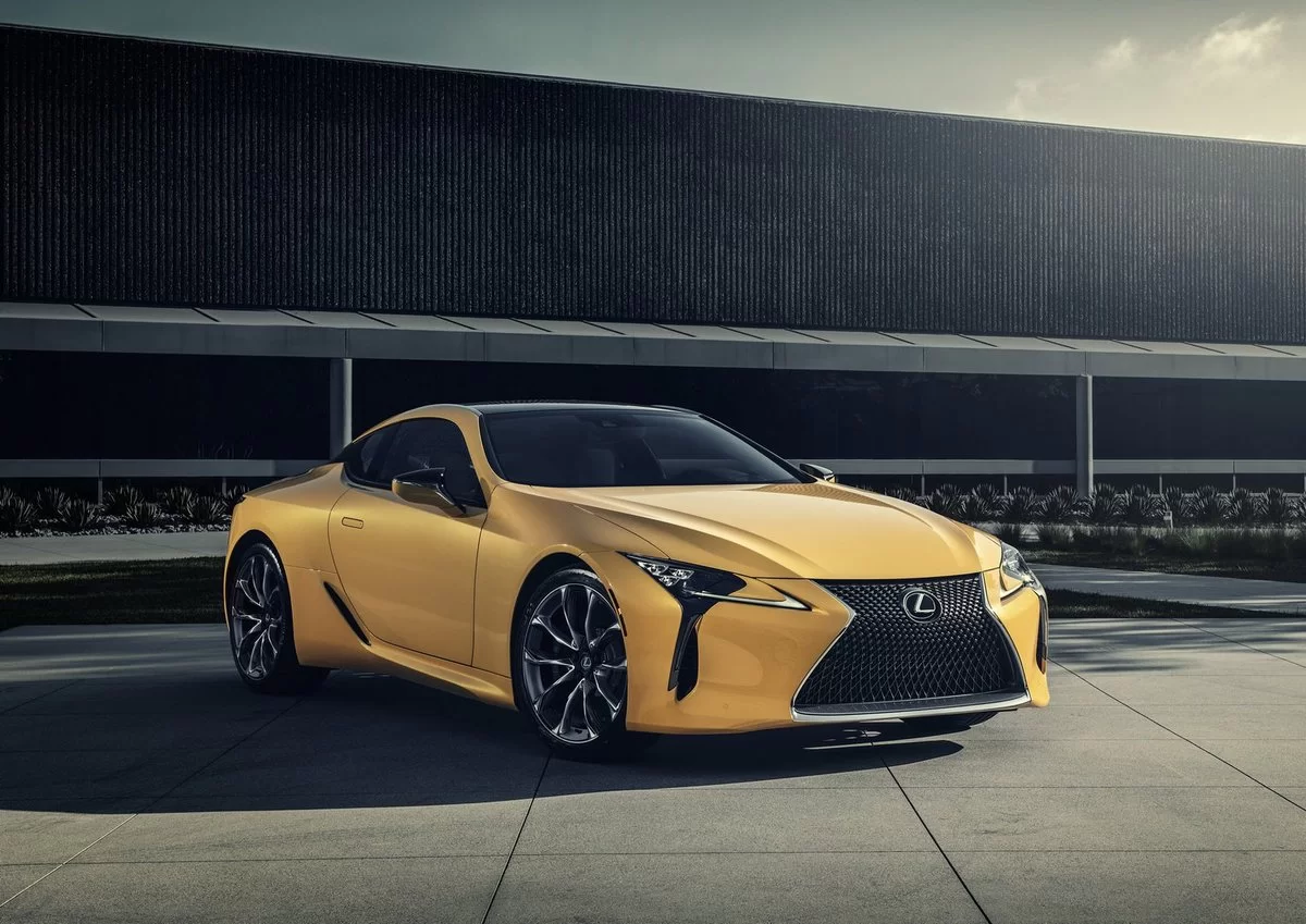 Thá» trưá»ng xe - Lexus ra mắt LC 500 2020 phiên bản giá»i hạn mà u xanh lá cây cá»±c Äá»c (Hình 7).