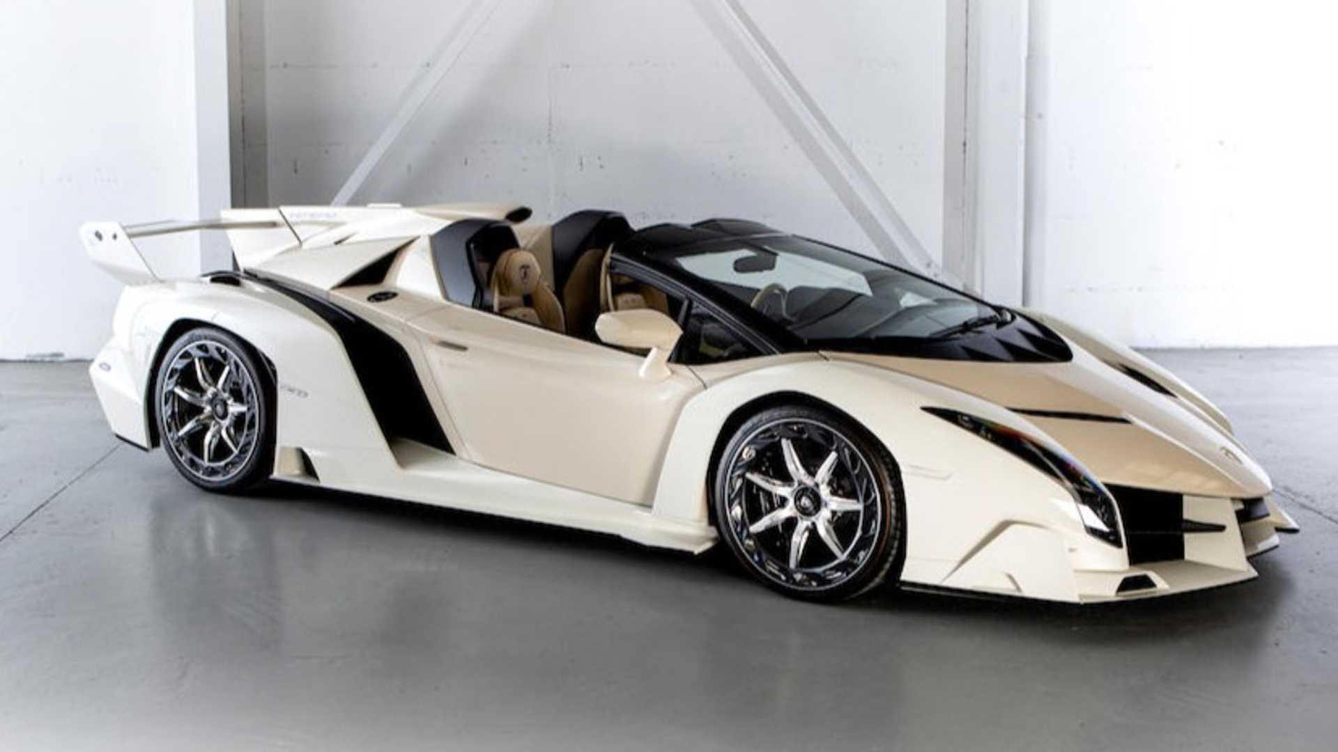 Thú chơi xe - Có giá 8,3 triệu USD - Lamborghini Veneno Roadster cũ đắt không tưởng