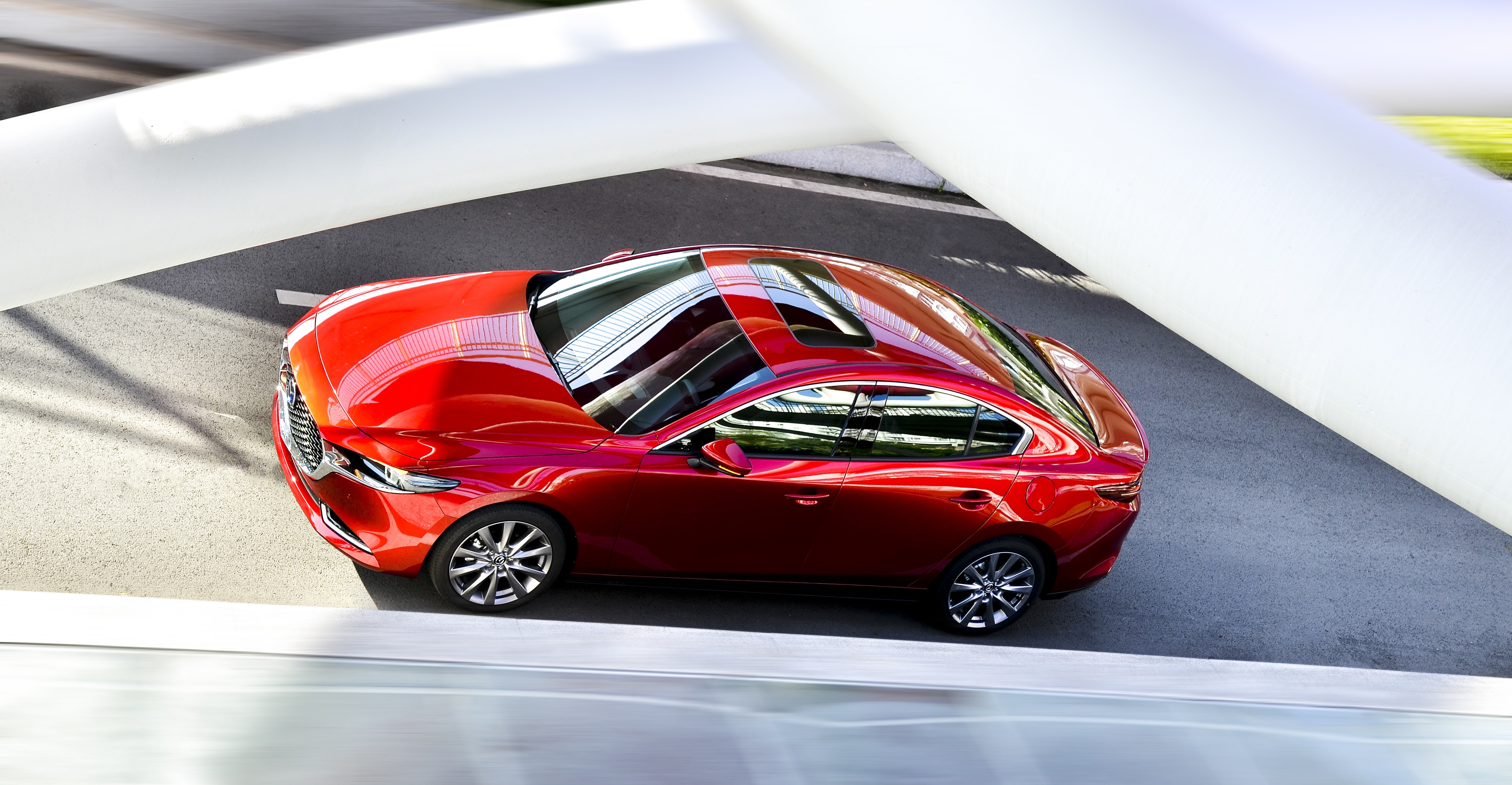 Thị trường xe - Giá lên đến gần 1 tỷ đồng, Mazda3 và Mazda3 Sport 2020 có đáng mua? (Hình 3).