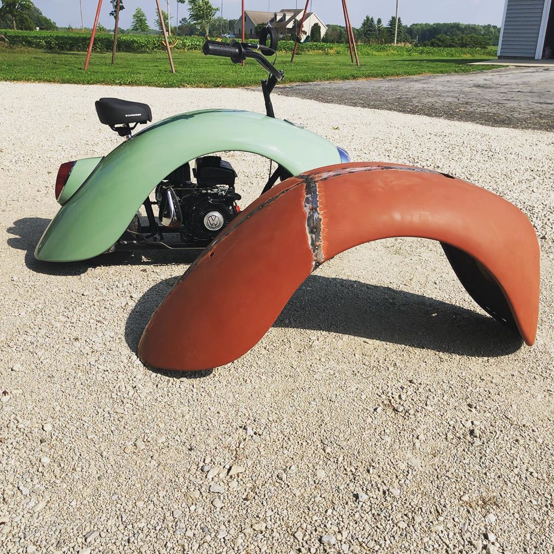 Thú chơi xe - Độc đáo xe ga tái sinh từ ốp chắn bùn của “con bọ” Beetle Volkswagen (Hình 5).