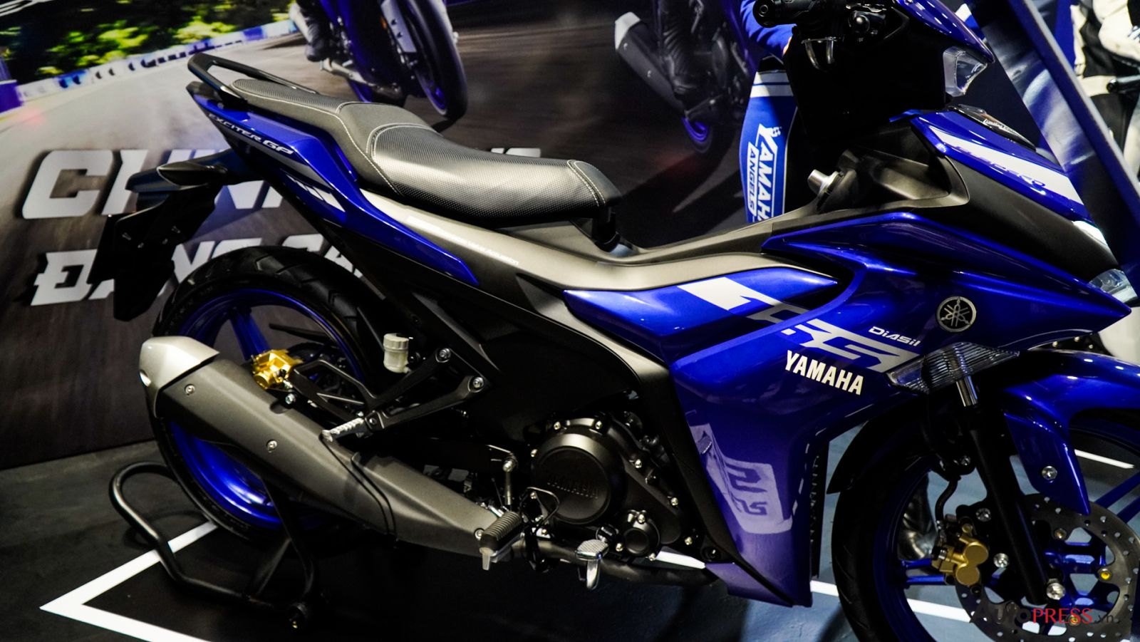 Thị trường xe - “Soi” Yamaha Exciter 155 VVA – 'tiểu YZF-R1' vừa ra mắt tại Việt Nam (Hình 3).