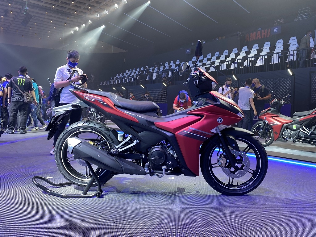 Thị trường xe - “Soi” Yamaha Exciter 155 VVA – 'tiểu YZF-R1' vừa ra mắt tại Việt Nam (Hình 4).