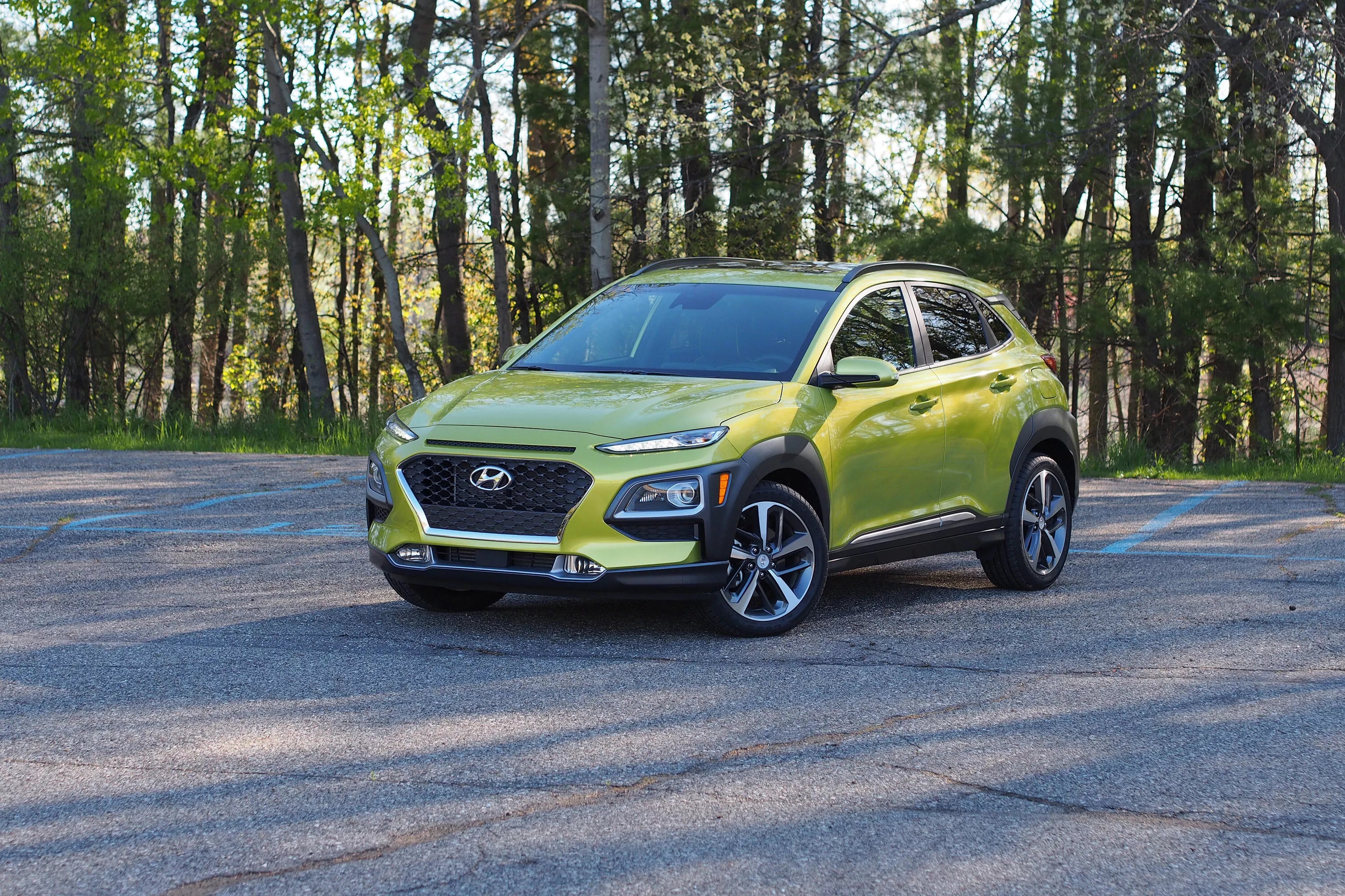 Hyundai Kona và Elantra bị triệu hồi vì lỗi động cơ dễ cháy nổ