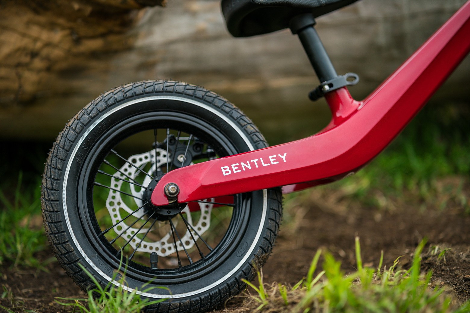 Thị trường xe - Bentley ra mắt xe đạp thăng bằng – “siêu xe” cho trẻ em, không quá đắt đỏ (Hình 2).