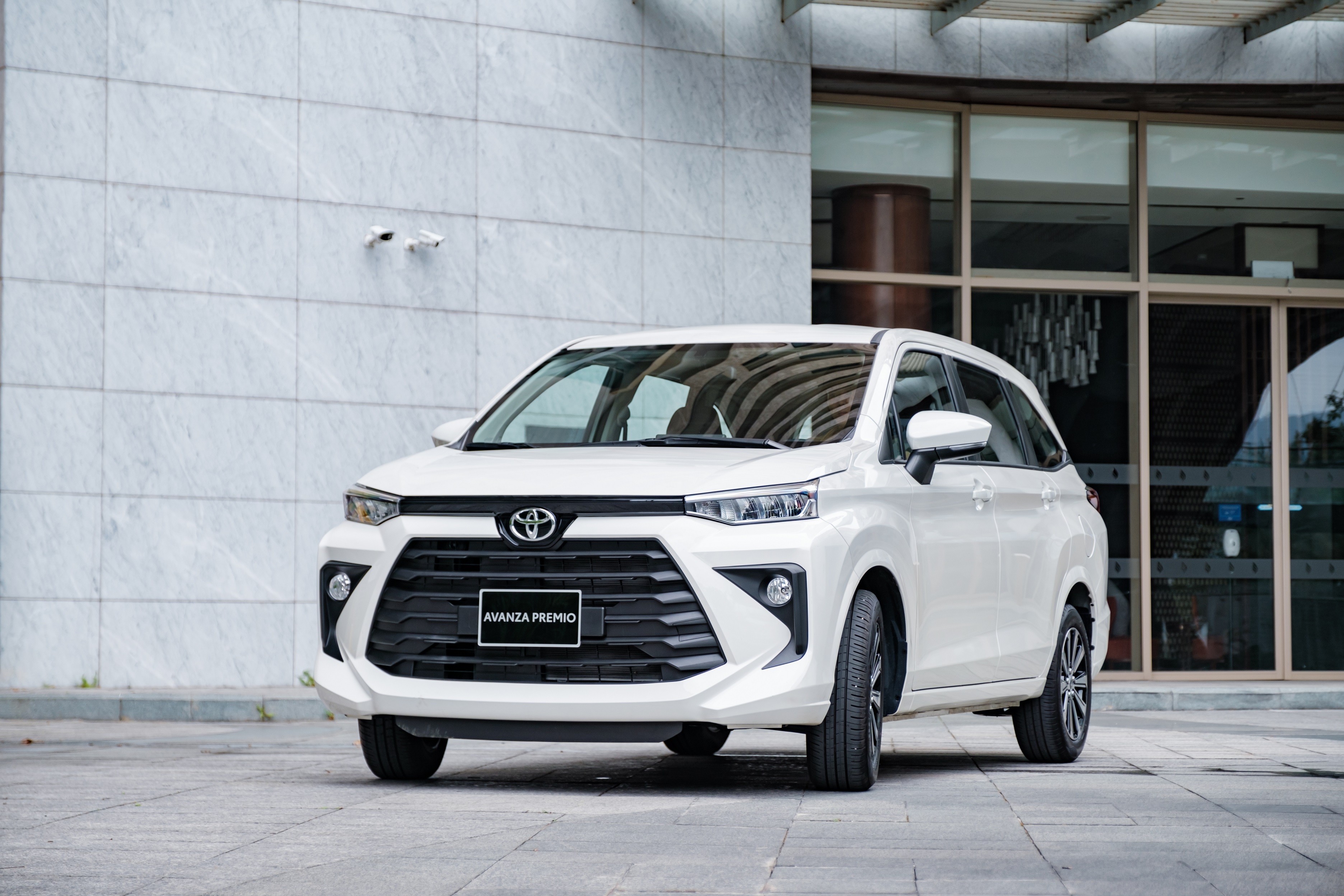 Thị trường xe - Đổi tagline, Toyota Việt Nam đồng thời giới thiệu bộ đôi Veloz Cross và Avanza Premio hoàn toàn mới (Hình 7).