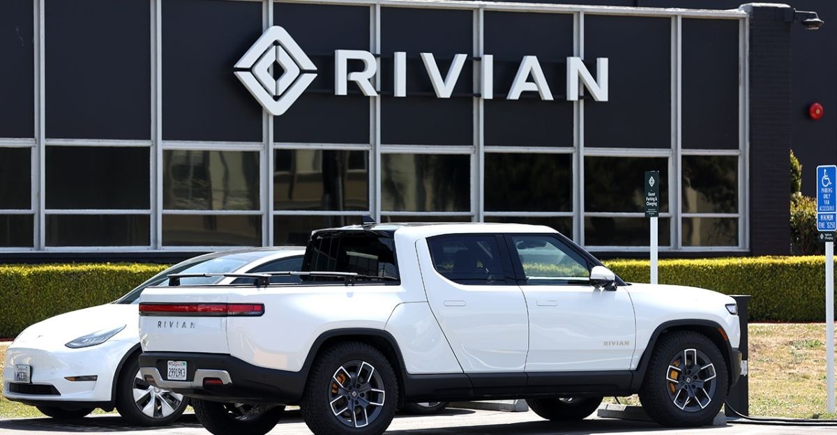 Rivian triệu hồi hơn 12.700 xe điện do lỗi túi khí không bung