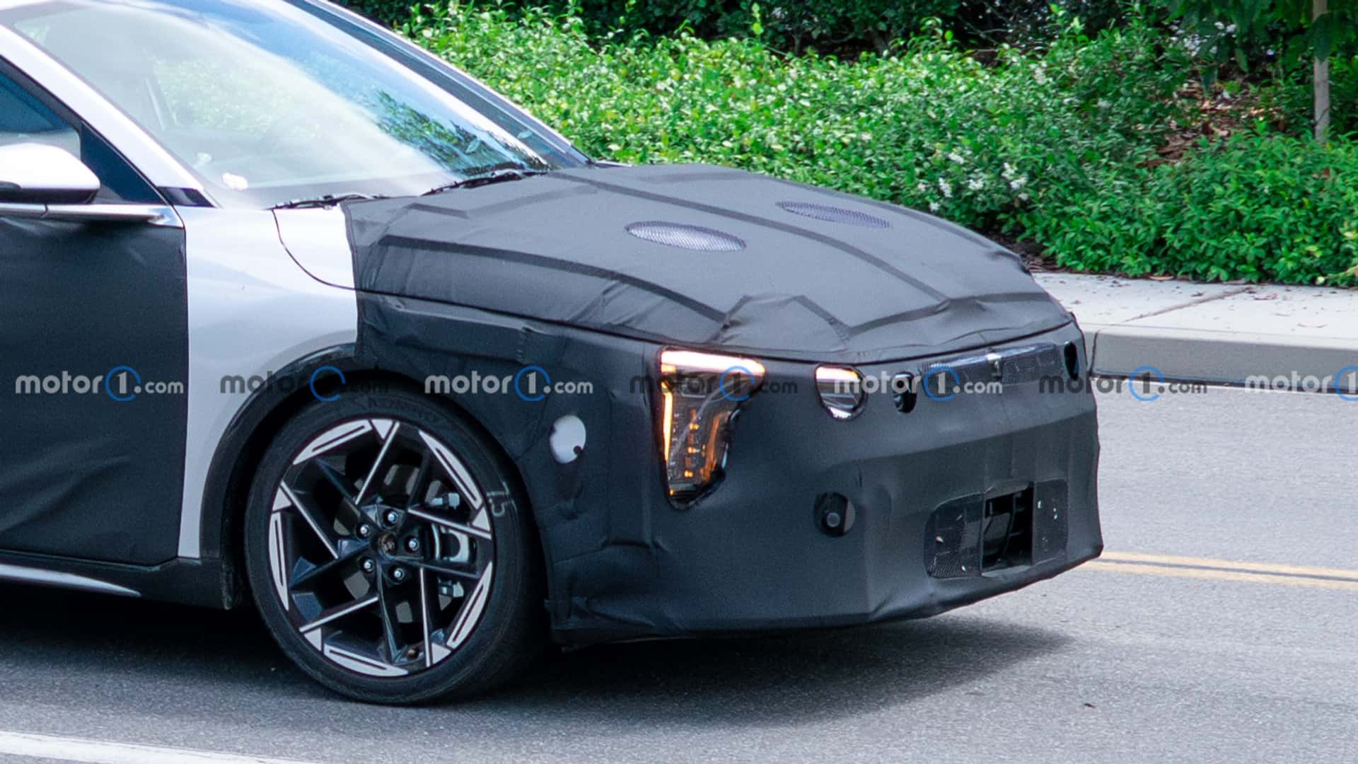 kia forte k4 front view spy photo