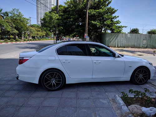 BMW 525i được rao bán rẻ bất ngờ, chưa đến 300 triệu