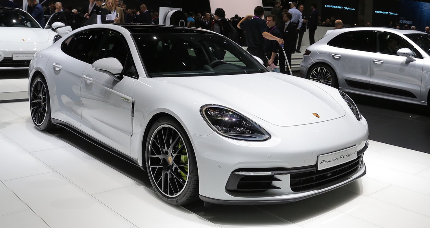 Bảng giá xe Porsche tháng 12/2019: Đắt đỏ nhưng xứng đáng