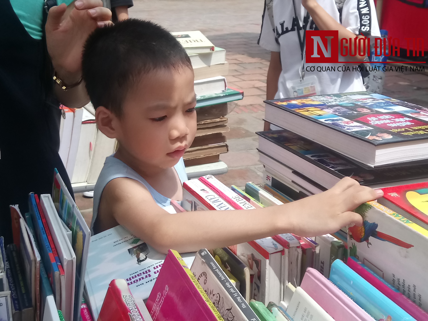 Không có sách giá 1.000 đồng như đã quảng cáo tại Hội sách mùa thu - Hình 8