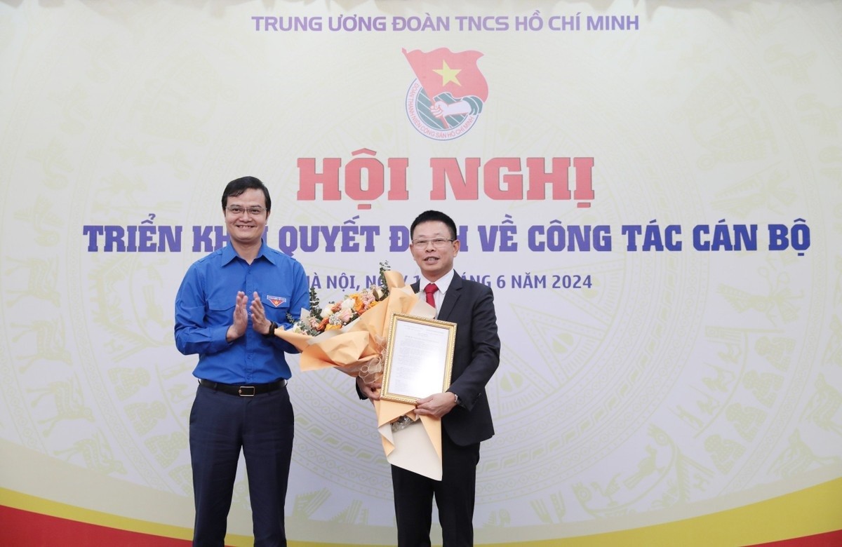 Tiêu điểm - Trung ương Đoàn bổ nhiệm nhà báo Phùng Công Sưởng làm Tổng Biên tập Báo Tiền Phong