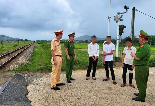 19d50b7cdf 8525 4e73 907a 0b0281c7a229 17213649533071029592830