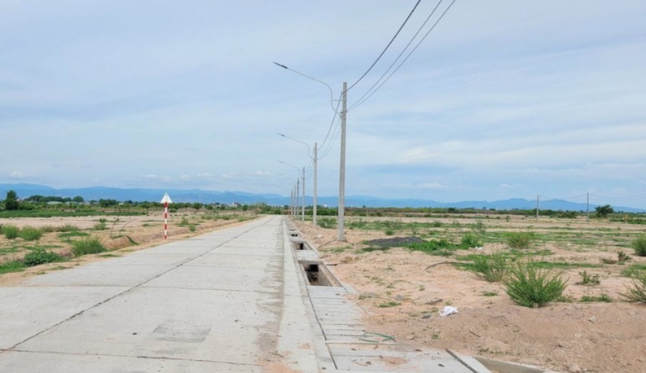 Dân sinh - Thiếu vốn di dời, hàng chục hộ dân “mắc kẹt” tại khu vực thiên tai