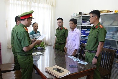 Pháp luật - Trà Vinh: Bắt tạm giam kế toán tham ô tài sản hơn 1,9 tỷ đồng