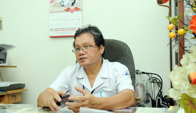 Sự kiện - Chuyên gia lo lắng trước cảnh nghìn người chen chân lấy mẫu xét nghiệm (Hình 2).
