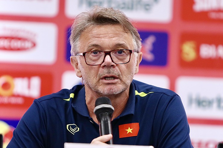 HLV Troussier: 