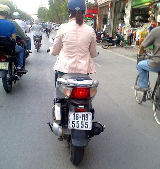 Thú chơi xe - Honda SH150i biển tứ quý, ngũ quý rao bán hàng trăm triệu đồng (Hình 8).