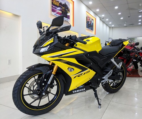 Thị trường xe - Cận mặt 'hổ giấy' Yamaha R15 2018 đầu tiên về Việt Nam