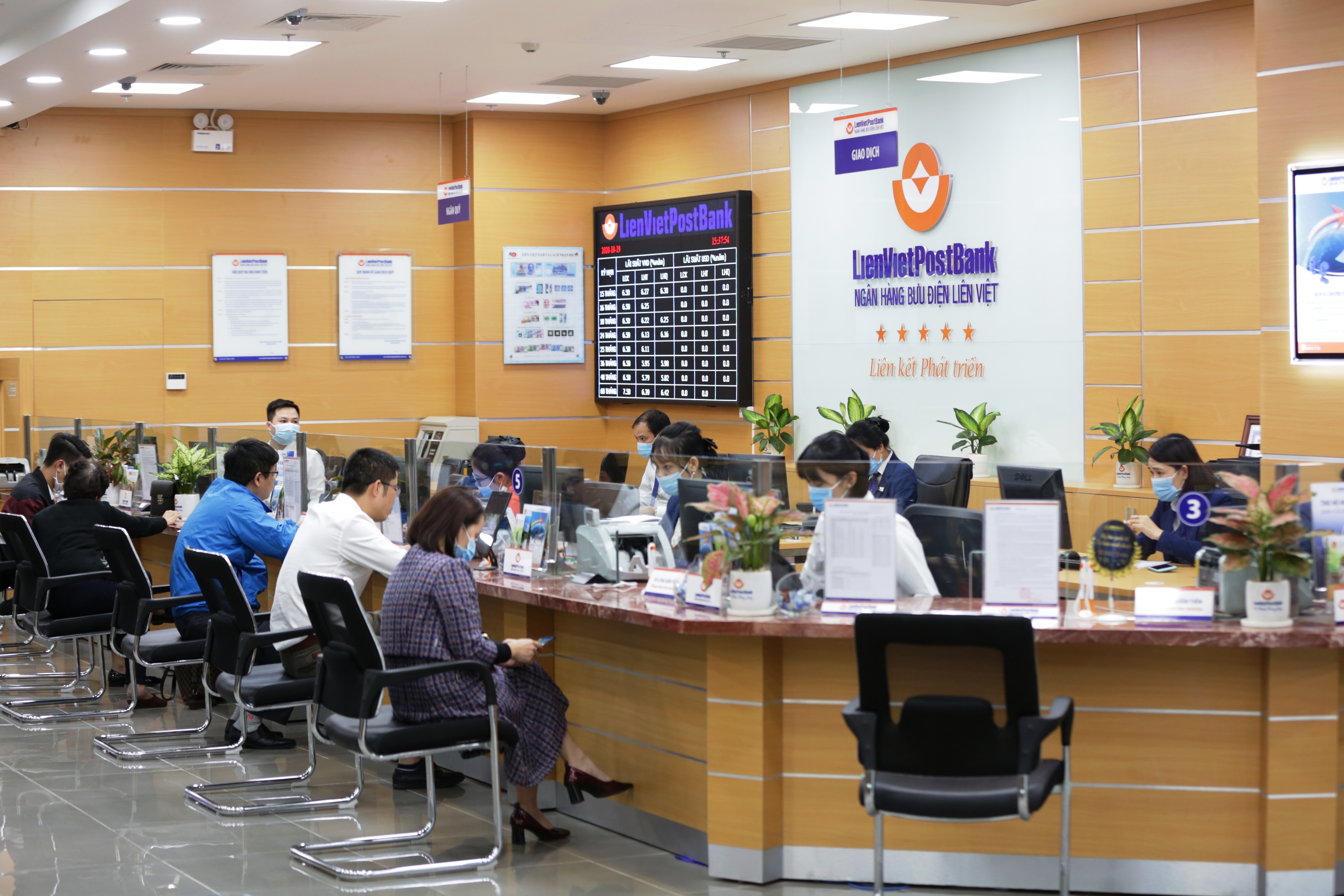 LienVietPostBank được chấp thuận tăng vốn vượt mốc 20.000 tỷ đồng