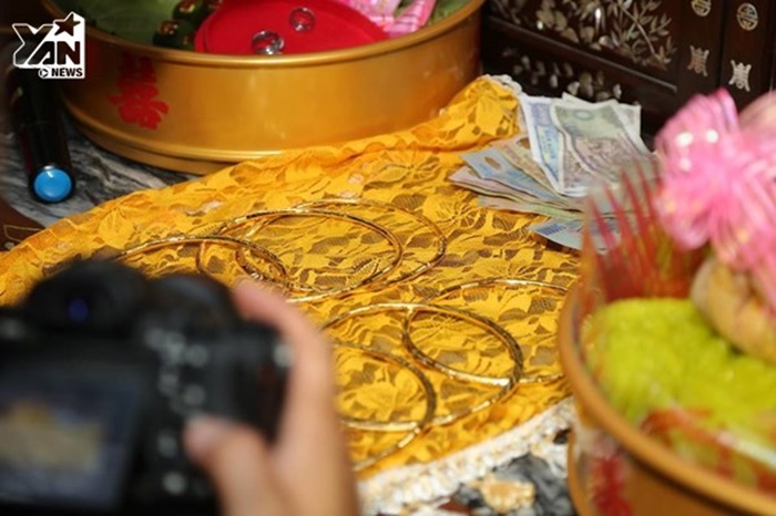 Lâm Khánh Chi cổ nặng trĩu vàng, ngọt như mía lùi với chồng trẻ - Hình 6