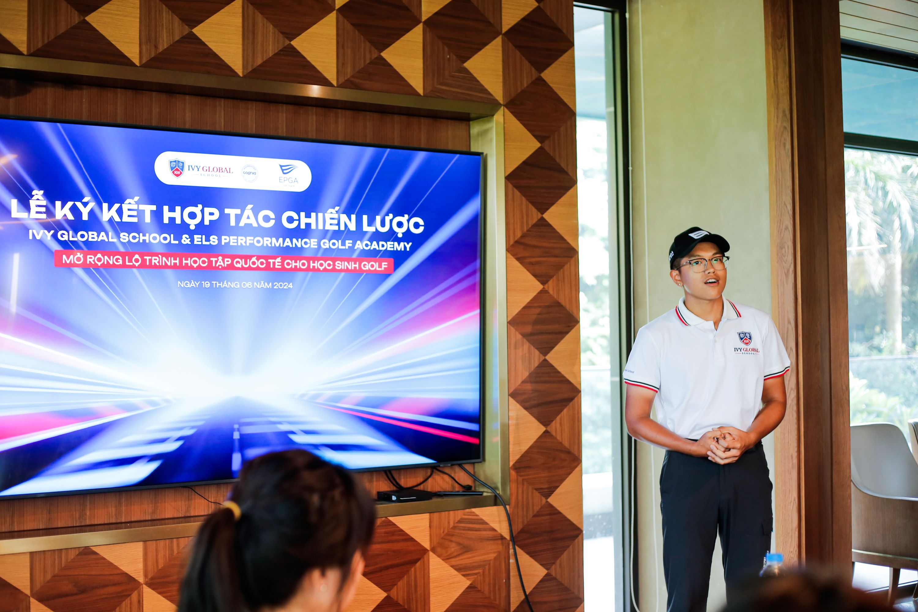 Ký kết hợp tác Ivy Global School và Học viện Golf Els Việt Nam