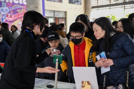 Giáo dục - Lan toả đam mê khoa học cùng các Amsers tại hội chợ khoa học Science Fair 2024 (Hình 5).