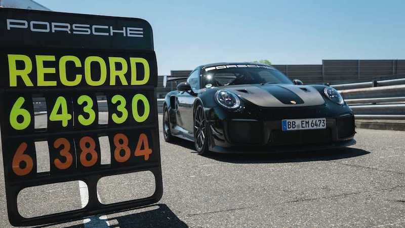 Porsche 911 GT2 RS phá kỷ lục của Mercedes-AMG GT Black Series trước đó tại trường đua Nurburgring