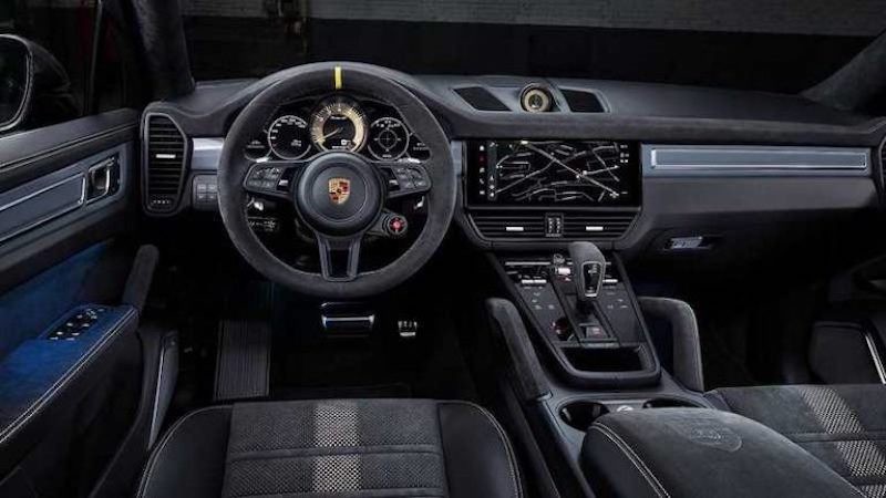 Xe++ - Porsche Cayenne Turbo GT đã được chào bán với mức giá hơn 12 tỷ đồng tại Việt Nam (Hình 6).