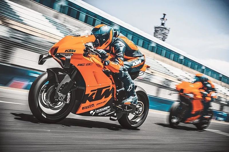 Xe++ - Siêu mô tô KTM RC 8C ra mắt, chiều lòng các tín đồ của KTM mơ về một chiếc supersport (Hình 2).