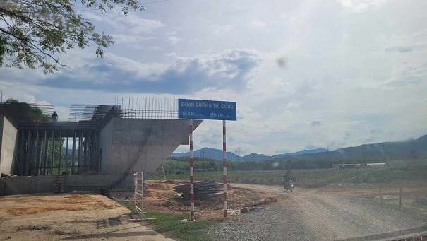 36775845910345333175592517850137257242704608n