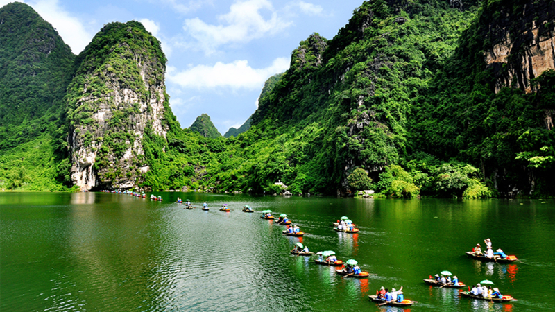 Kinh tế vĩ mô - Hà Nội “bắt tay” với Bình Định kết nối lại du lịch trong trạng thái bình thường mới (Hình 2).