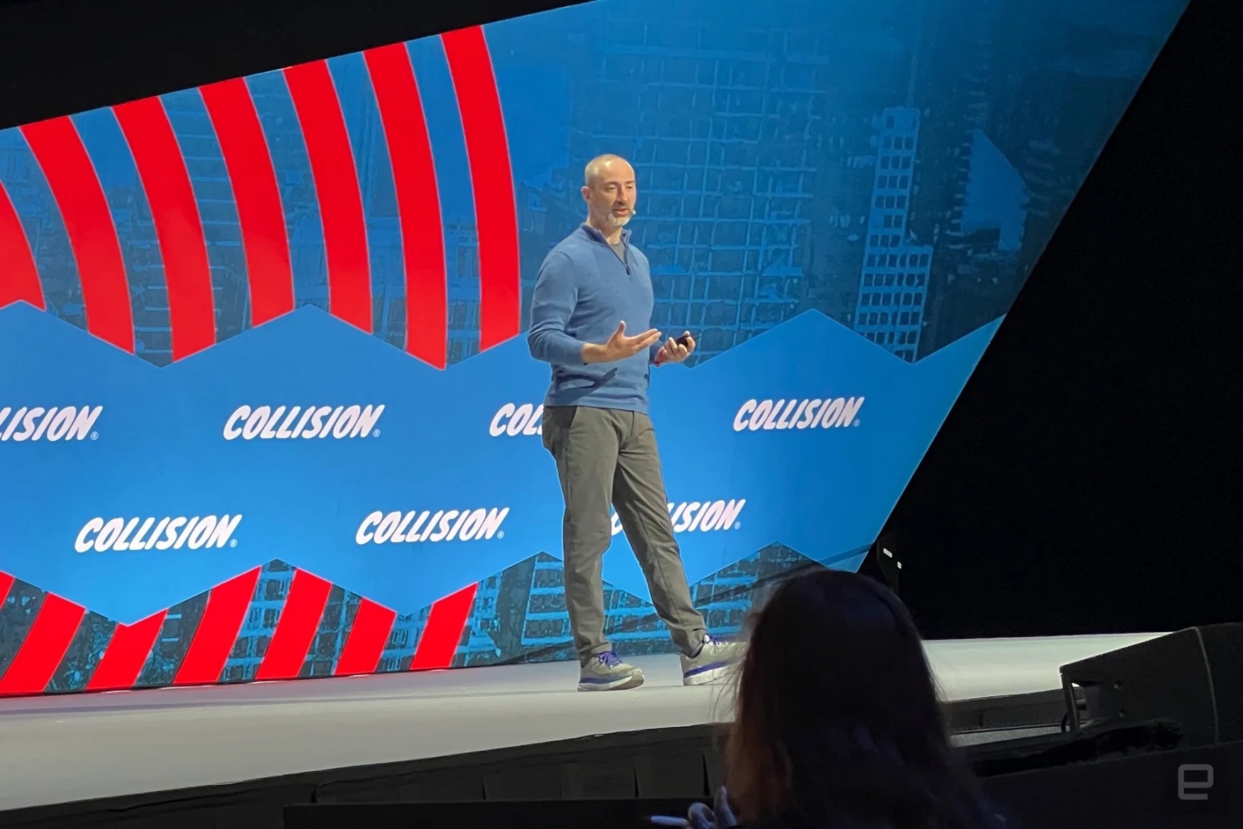 nha khoa hoc truong roblox morgan mcguire