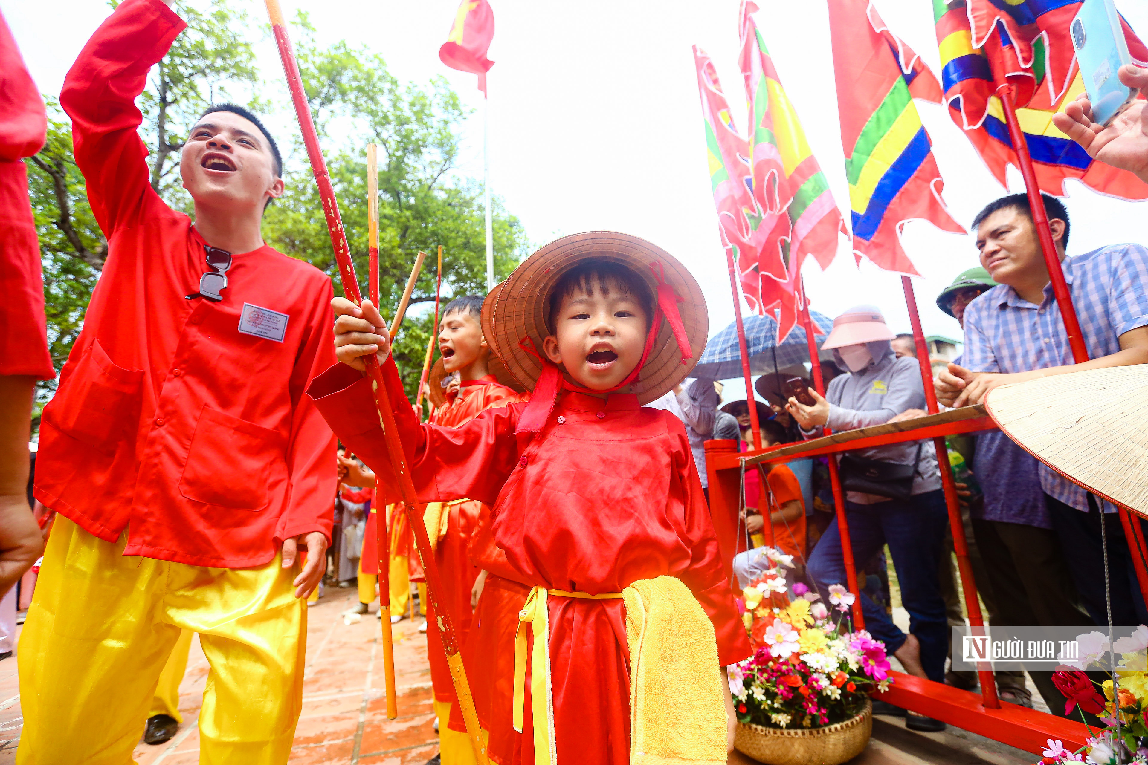 Văn hoá - Hà Nội: Hàng nghìn người xem tái hiện trận đánh của Thánh Gióng (Hình 6).