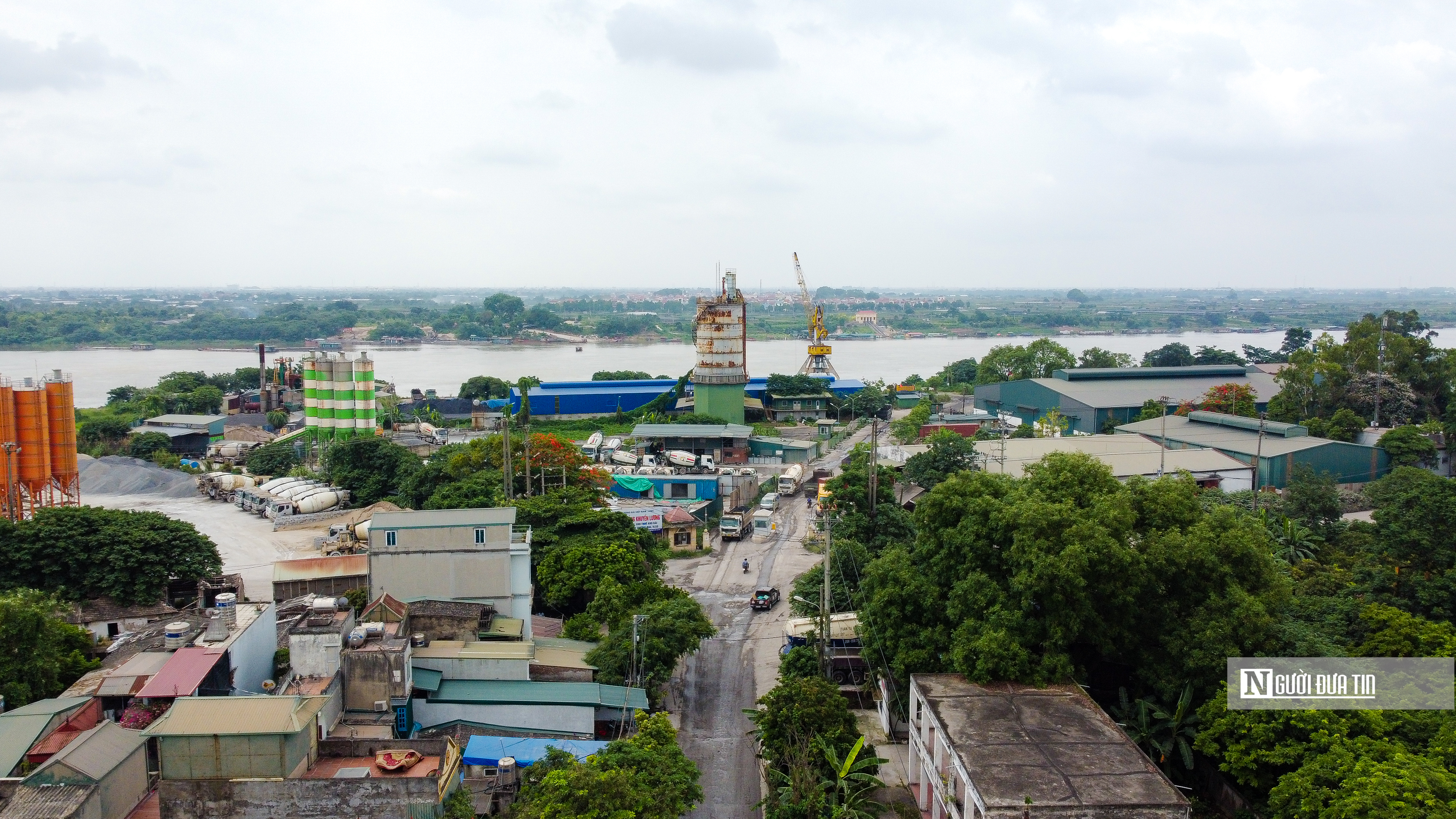 Sự kiện - Hà Nội: Loạt vi phạm tại các trạm trộn bê tông ở quận Hoàng Mai (Hình 15).